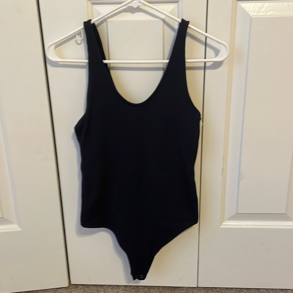 A & F Ribbed Body Suit, Size Medium, Black